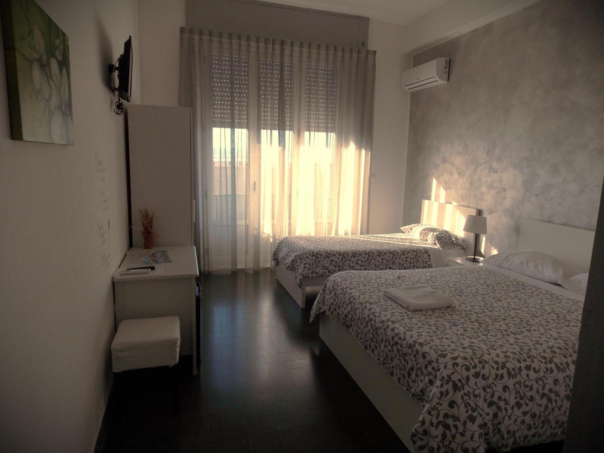 ريجّو دي كالابريا Central House المظهر الخارجي الصورة