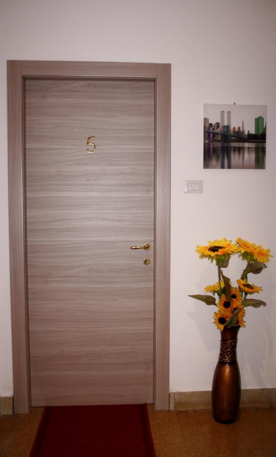 ريجّو دي كالابريا Central House المظهر الخارجي الصورة